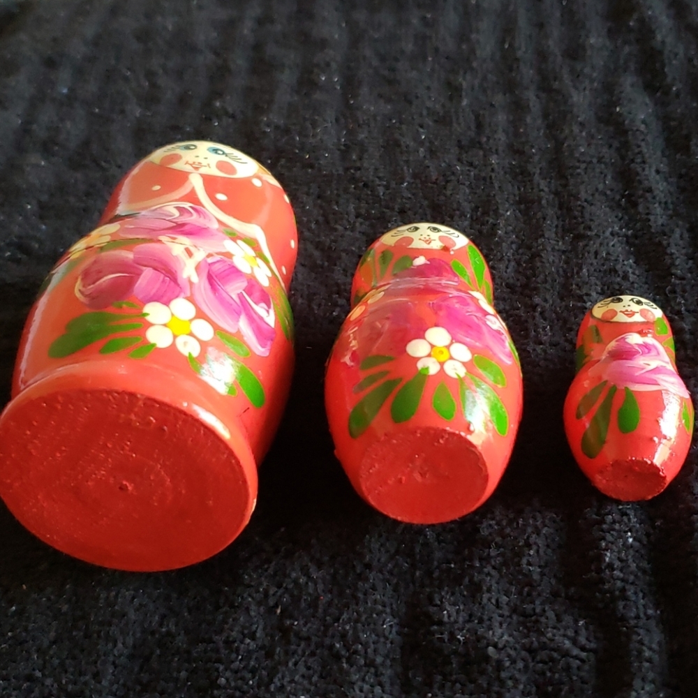 Nesting Dolls. - Picture 6 of 8